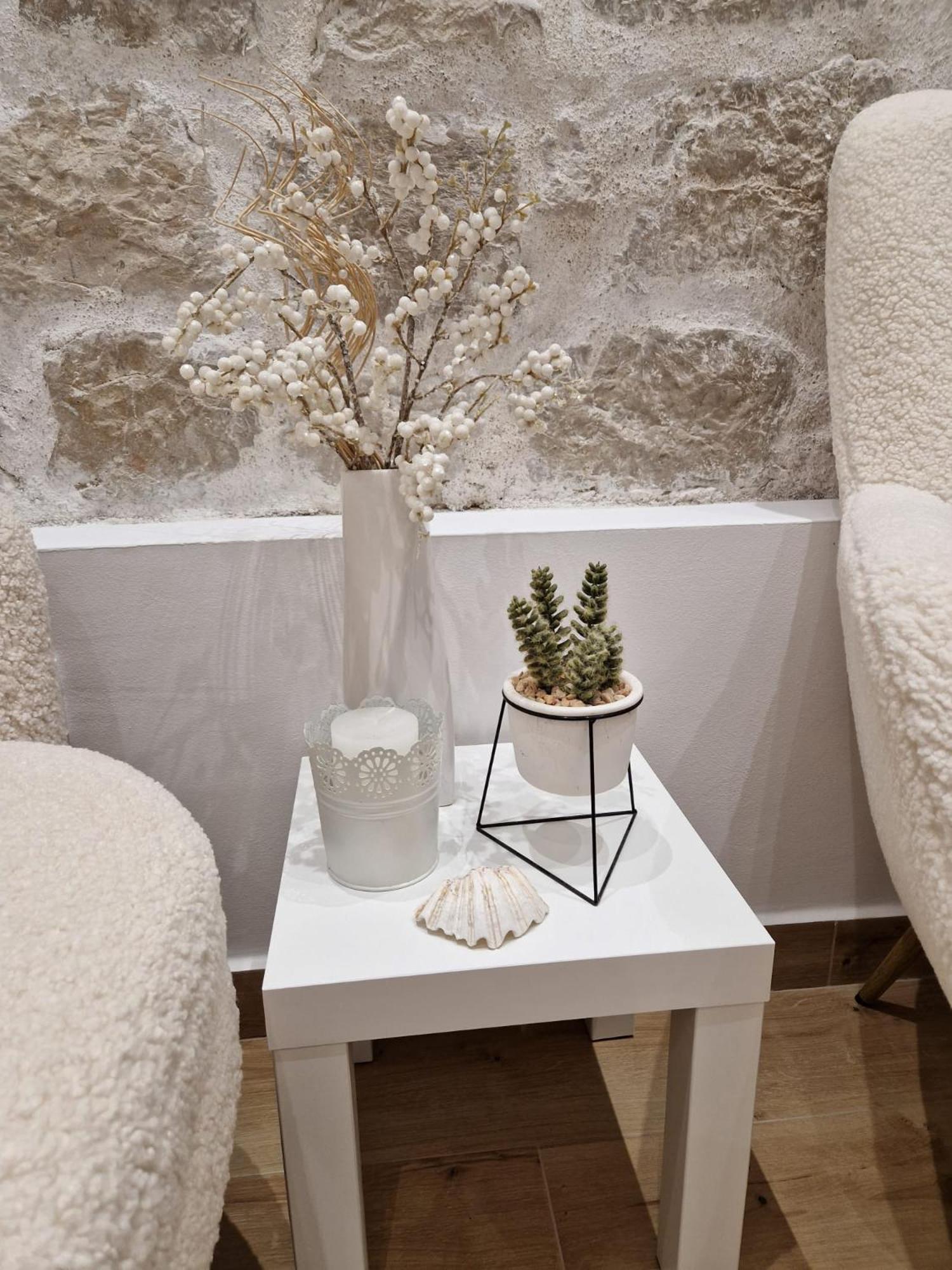 Small House Saint Michael شيبينيك المظهر الخارجي الصورة